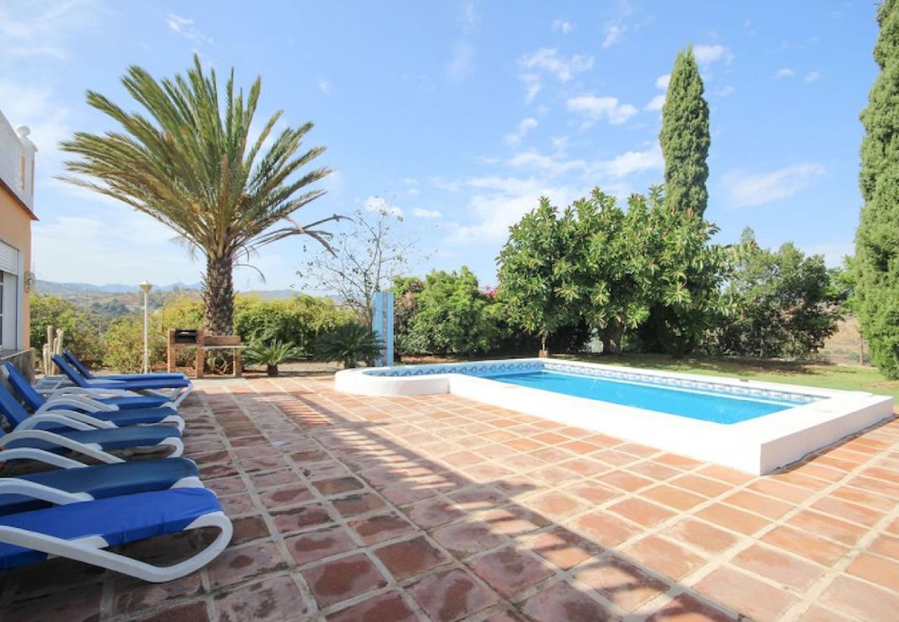 Villa en Coín - Villa alquiler vacacional con piscina privada y vistas en Coin
