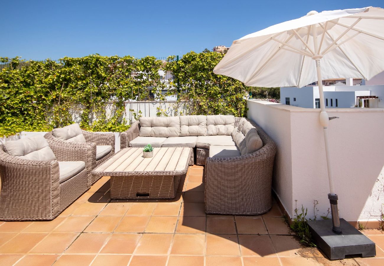 Apartamento en Mijas Costa - Ático de 2 dormitorios La Cala de Mijas con vistas al mar