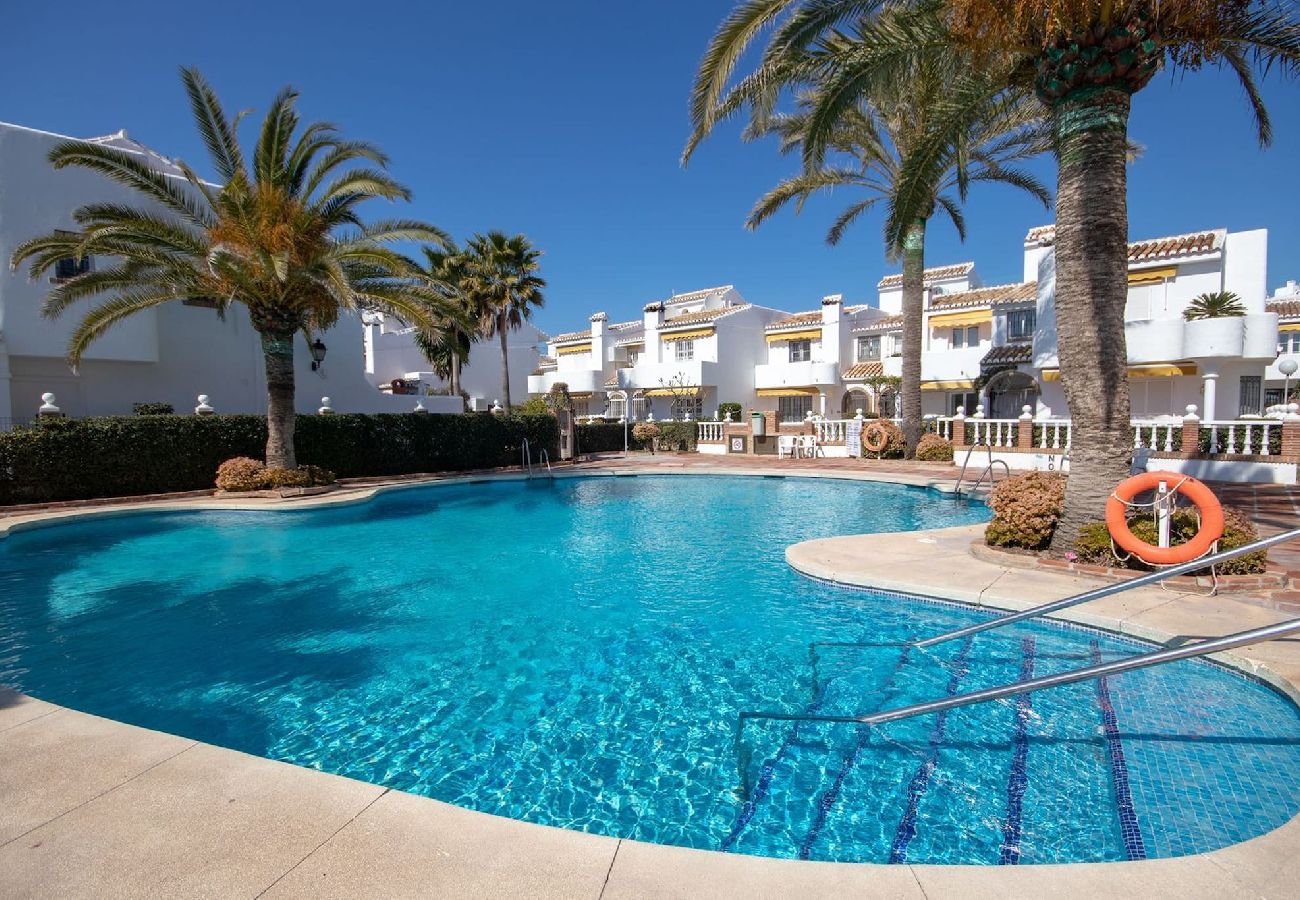 Casa en La Cala de Mijas - Adosado de 3 dormitorios con terraza en la azotea a 100 m de la playa