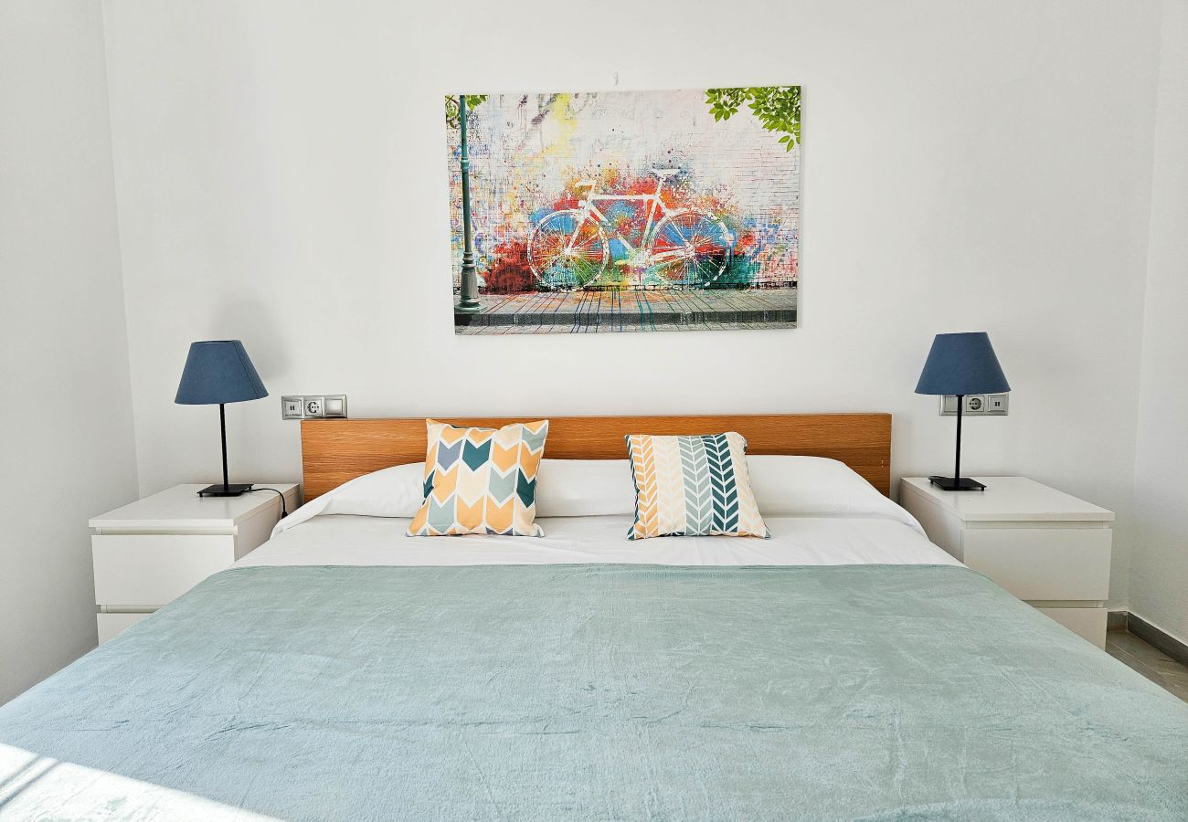 Casa en La Cala de Mijas - Adosado de 3 dormitorios con terraza en la azotea a 100 m de la playa