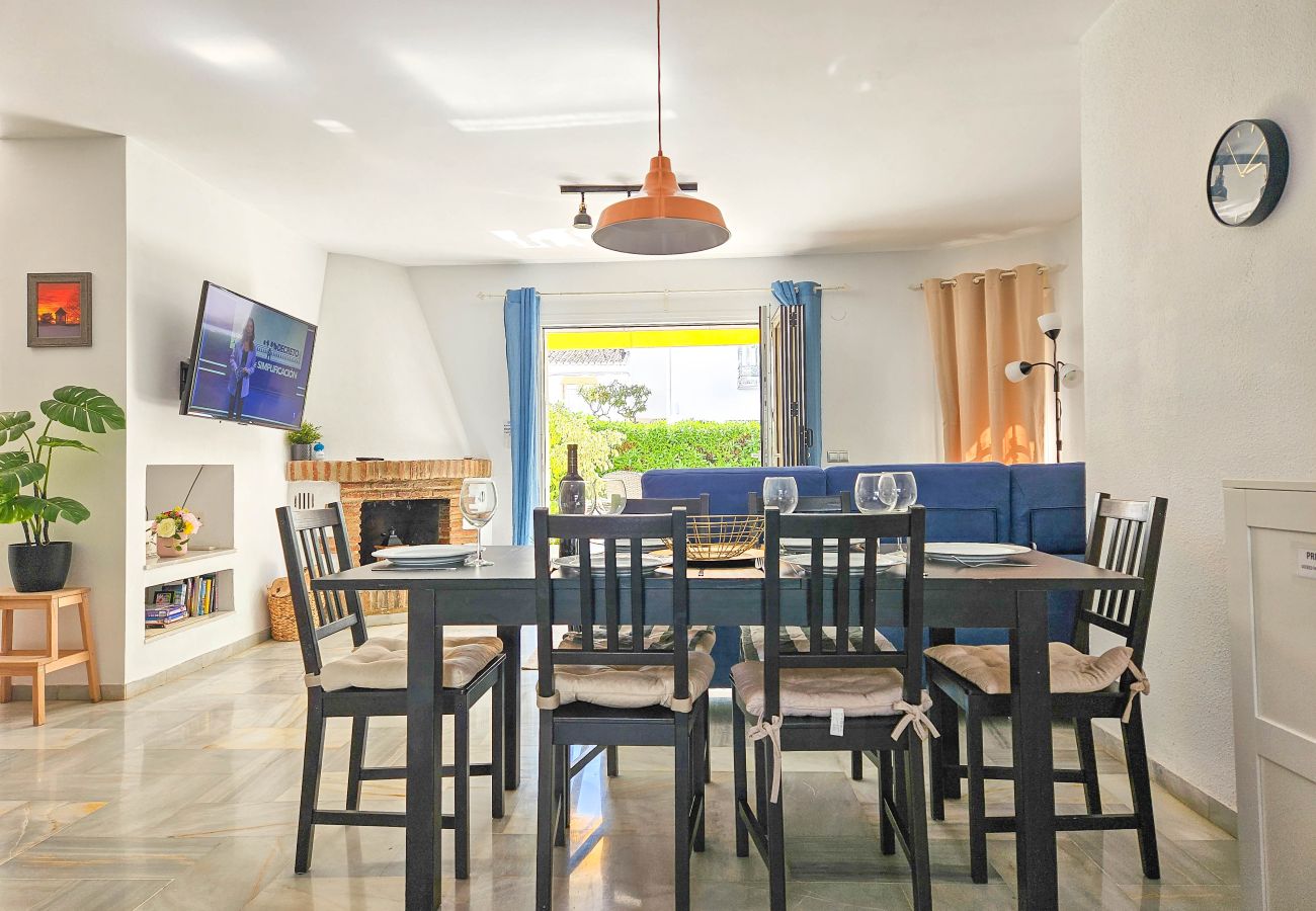Casa en La Cala de Mijas - Adosado de 3 dormitorios con terraza en la azotea a 100 m de la playa