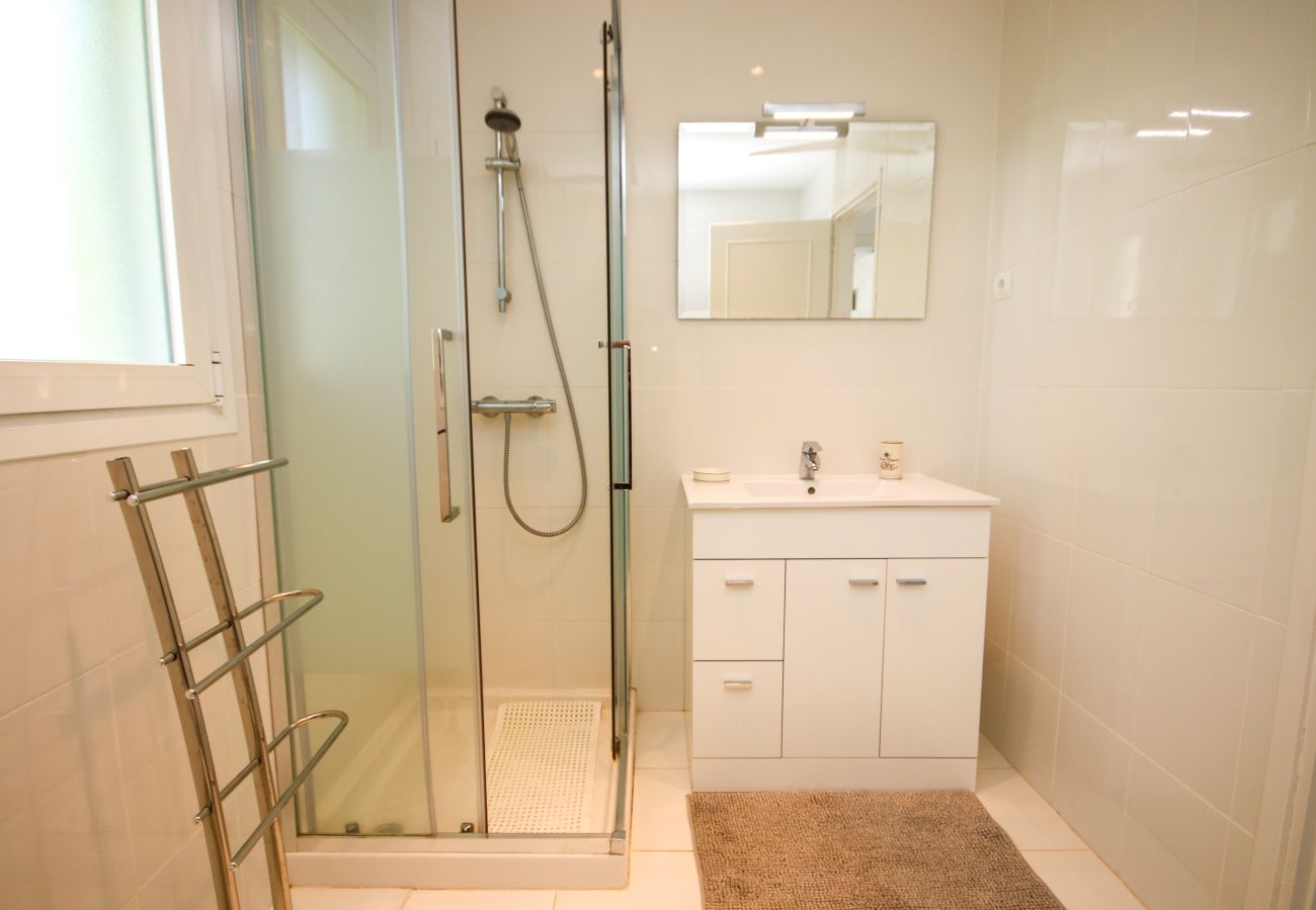 Apartamento en Benahavís - Apartamento encantador en Pueblo Cortes del Golf Benahavis