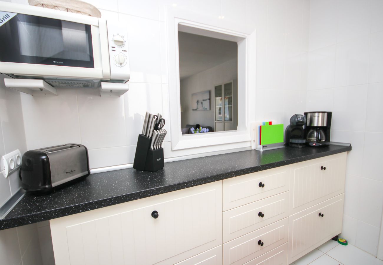 Apartamento en Benahavís - Apartamento encantador en Pueblo Cortes del Golf Benahavis