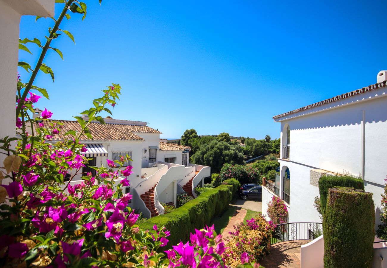 Apartamento en Benahavís - Apartamento encantador en Pueblo Cortes del Golf Benahavis