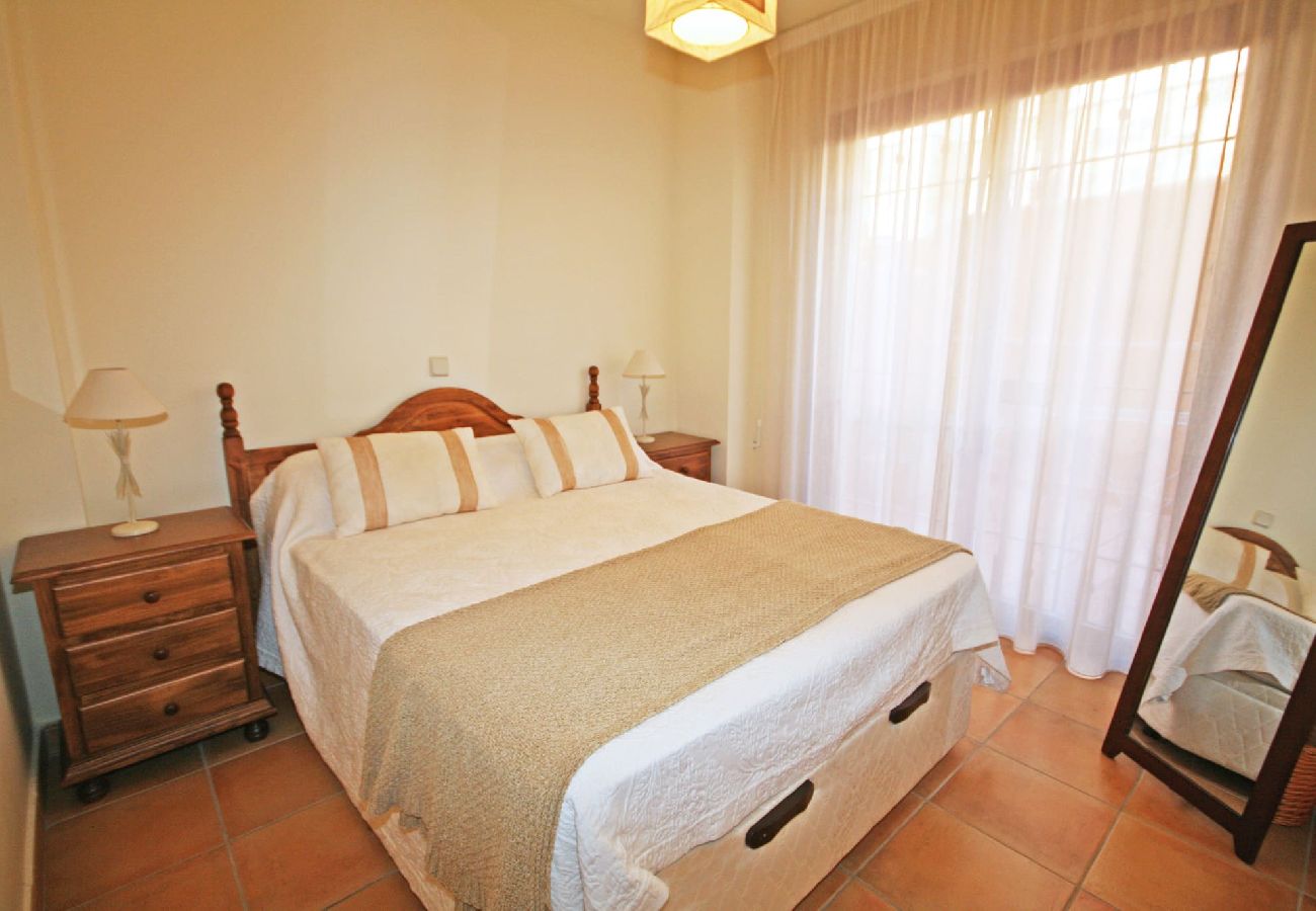 Apartamento en Calahonda - 2 Bedroom Apartment with great views