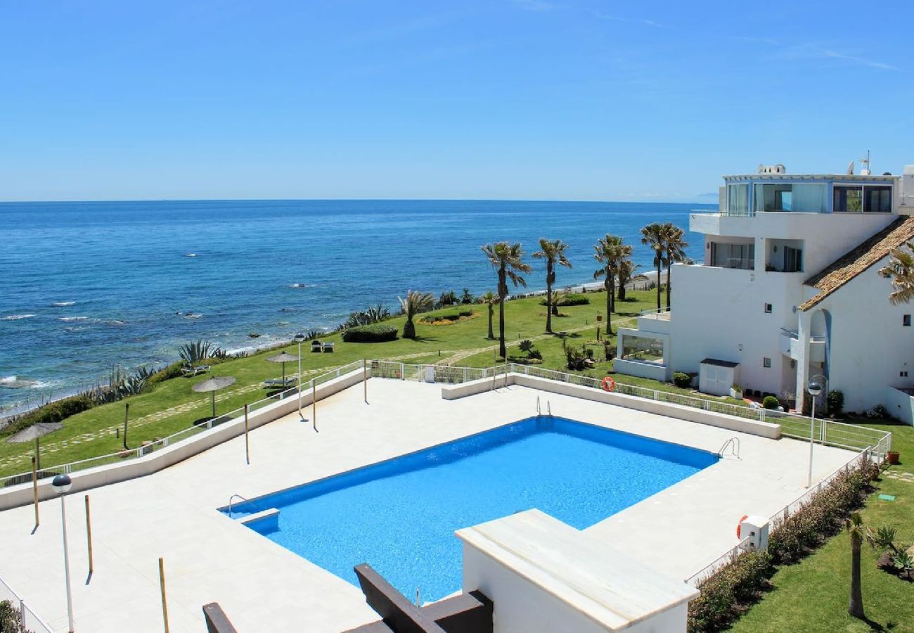 Apartamento en Casares - Impresionante ático frente al mar en Casares