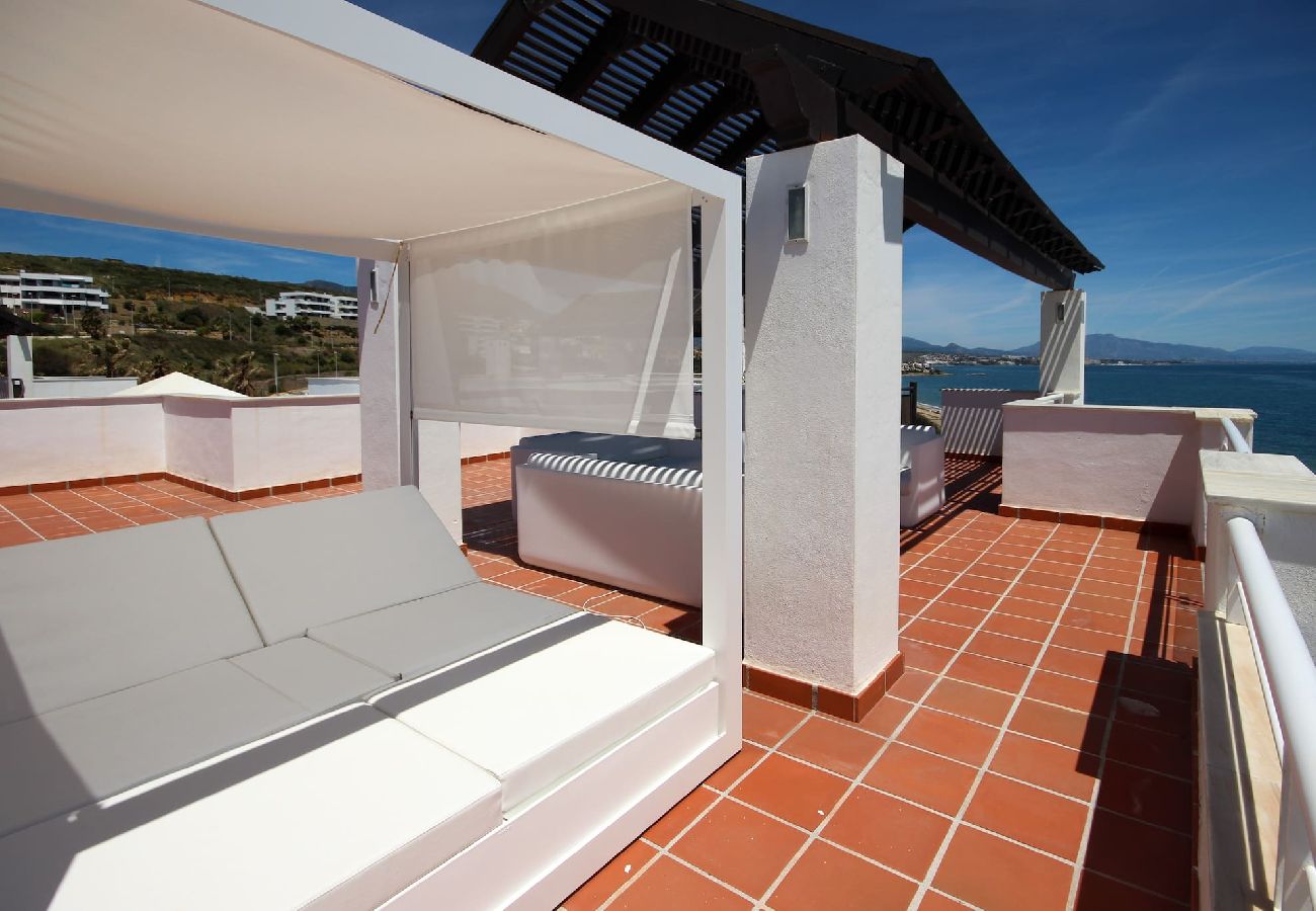 Apartamento en Casares - Impresionante ático frente al mar en Casares