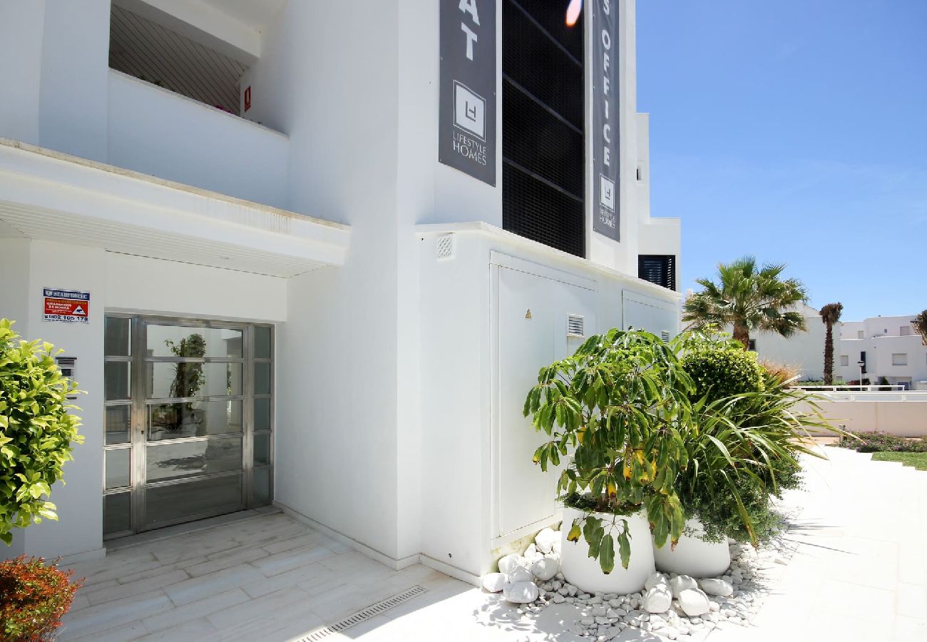 Apartamento en Casares - Impresionante ático frente al mar en Casares