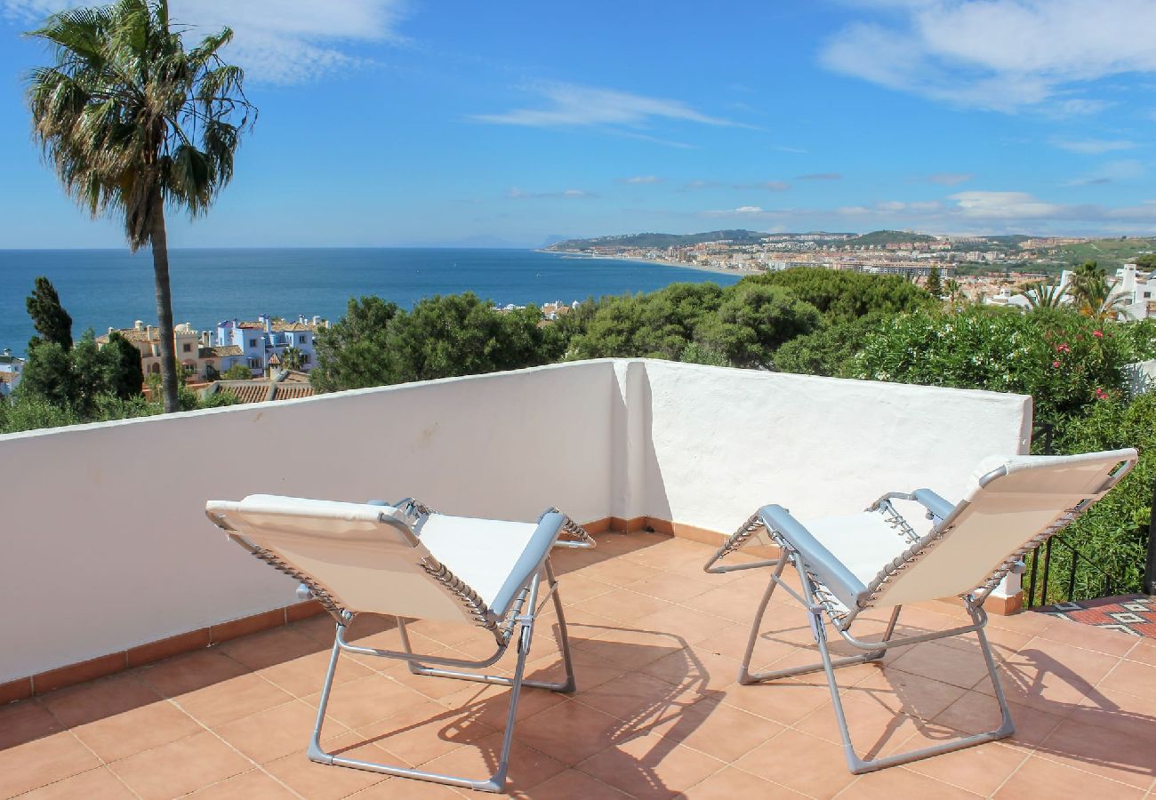Villa en Casares - Vista del Mar Hermosa villa de 6 dormitorios con piscina privada y cerca de la playa