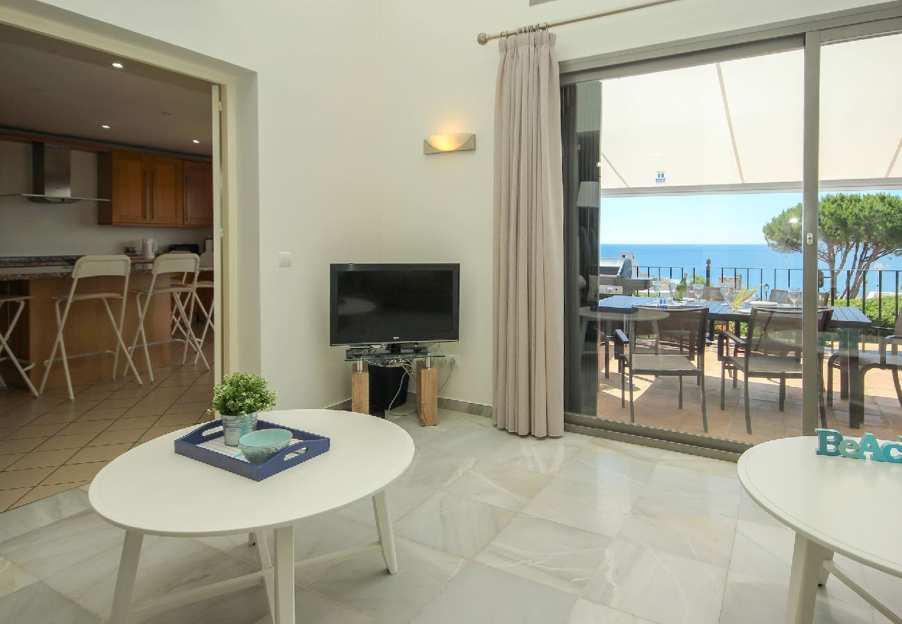 Villa en Casares - Vista del Mar Hermosa villa de 6 dormitorios con piscina privada y cerca de la playa