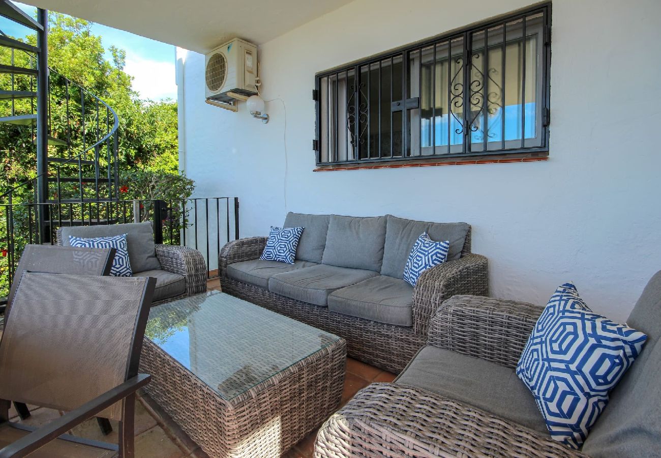Villa en Casares - Vista del Mar Hermosa villa de 6 dormitorios con piscina privada y cerca de la playa