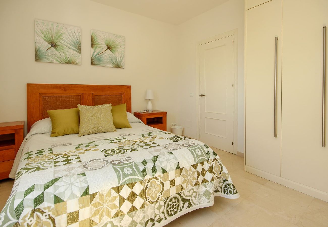 Villa en Casares - Vista del Mar Hermosa villa de 6 dormitorios con piscina privada y cerca de la playa