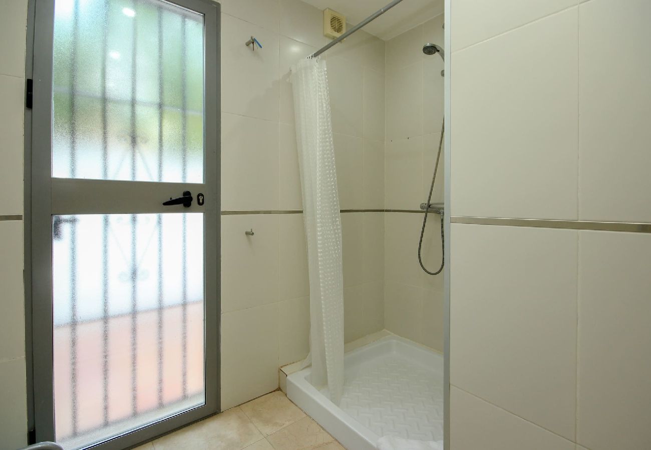 Villa en Casares - Vista del Mar Hermosa villa de 6 dormitorios con piscina privada y cerca de la playa