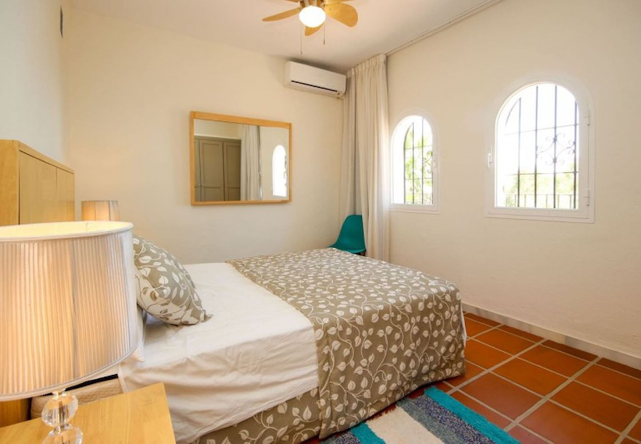 Villa en Ojen - Villa rural de siete dormitorios