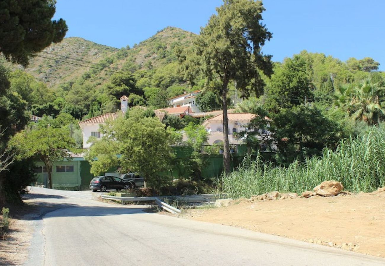 Villa en Ojen - Villa rural de siete dormitorios