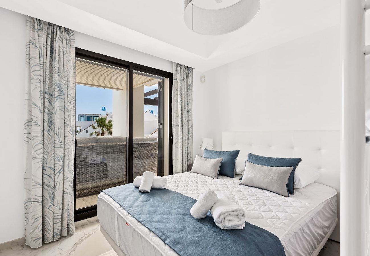 Apartamento en Casares - Impresionante apartamento de 2 dormitorios en primera línea de playa en Casares