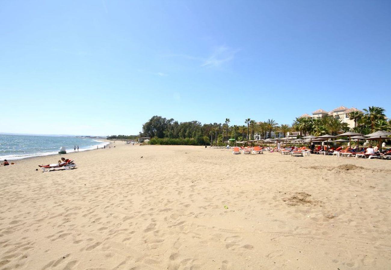 Apartamento en Estepona - Propiedad de alquiler vacacional bajo el sol