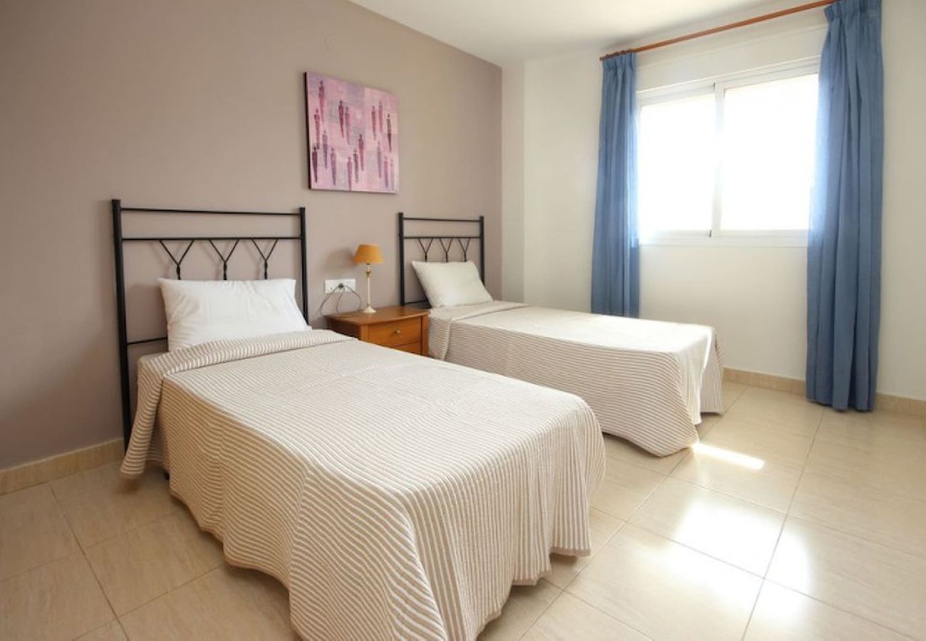 Apartamento en Mijas Costa - Apartamento de tres dormitorios cerca del complejo Mijas Golf