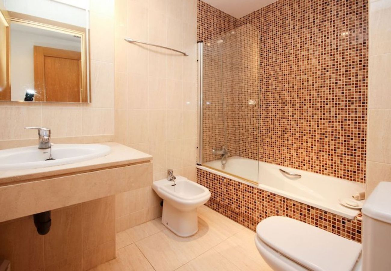 Apartamento en Mijas Costa - Apartamento de tres dormitorios cerca del complejo Mijas Golf