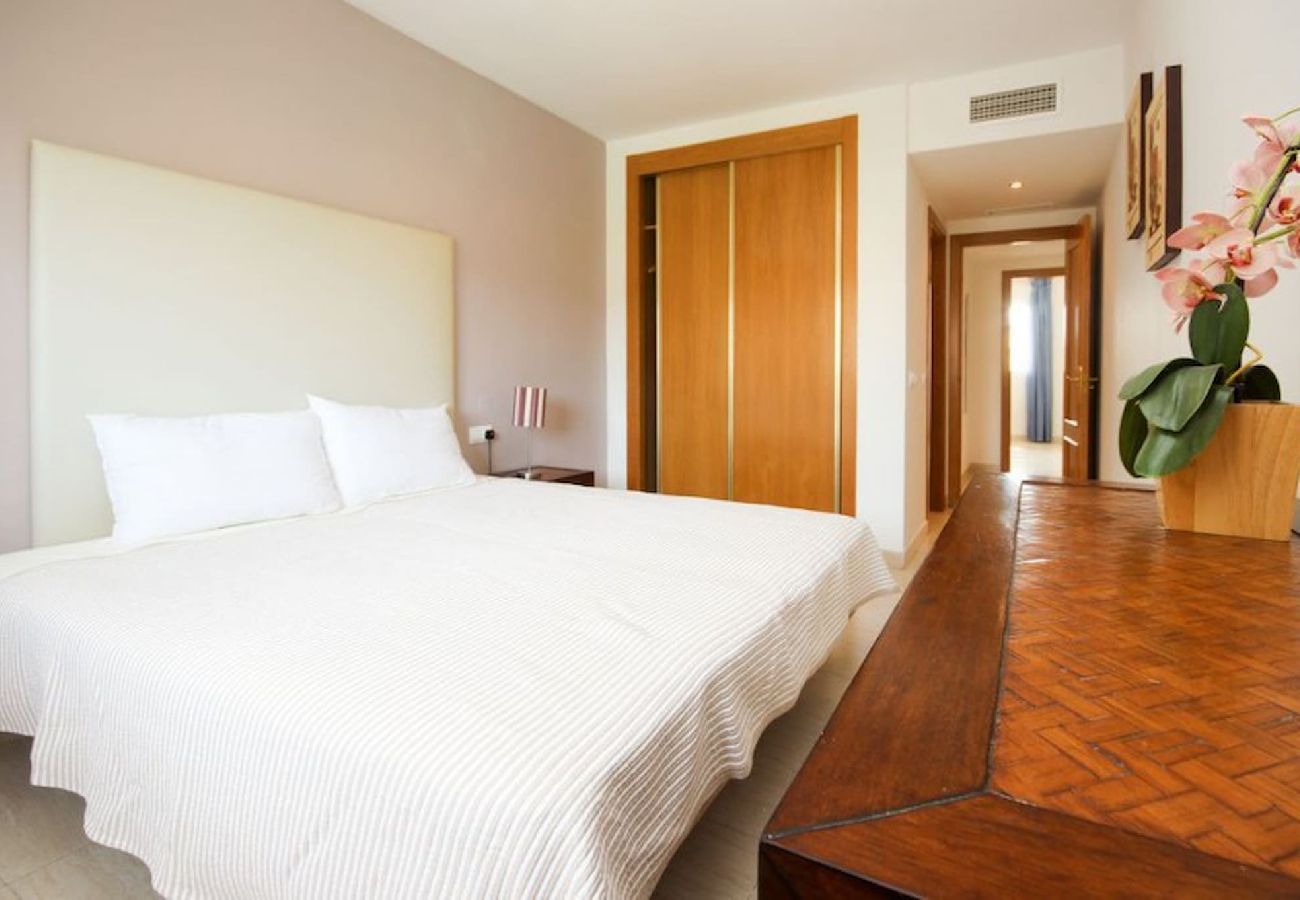 Apartamento en Mijas Costa - Apartamento de tres dormitorios cerca del complejo Mijas Golf
