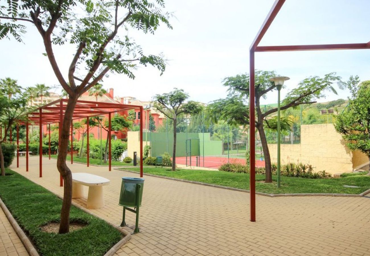 Apartamento en Mijas Costa - Apartamento de tres dormitorios cerca del complejo Mijas Golf