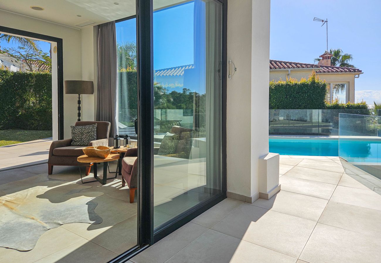 Villa en Mijas Costa - Villa moderna de 3 dormitorios con piscina privada cerca de La Cala