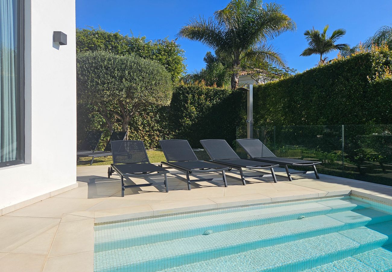 Villa en Mijas Costa - Villa moderna de 3 dormitorios con piscina privada cerca de La Cala