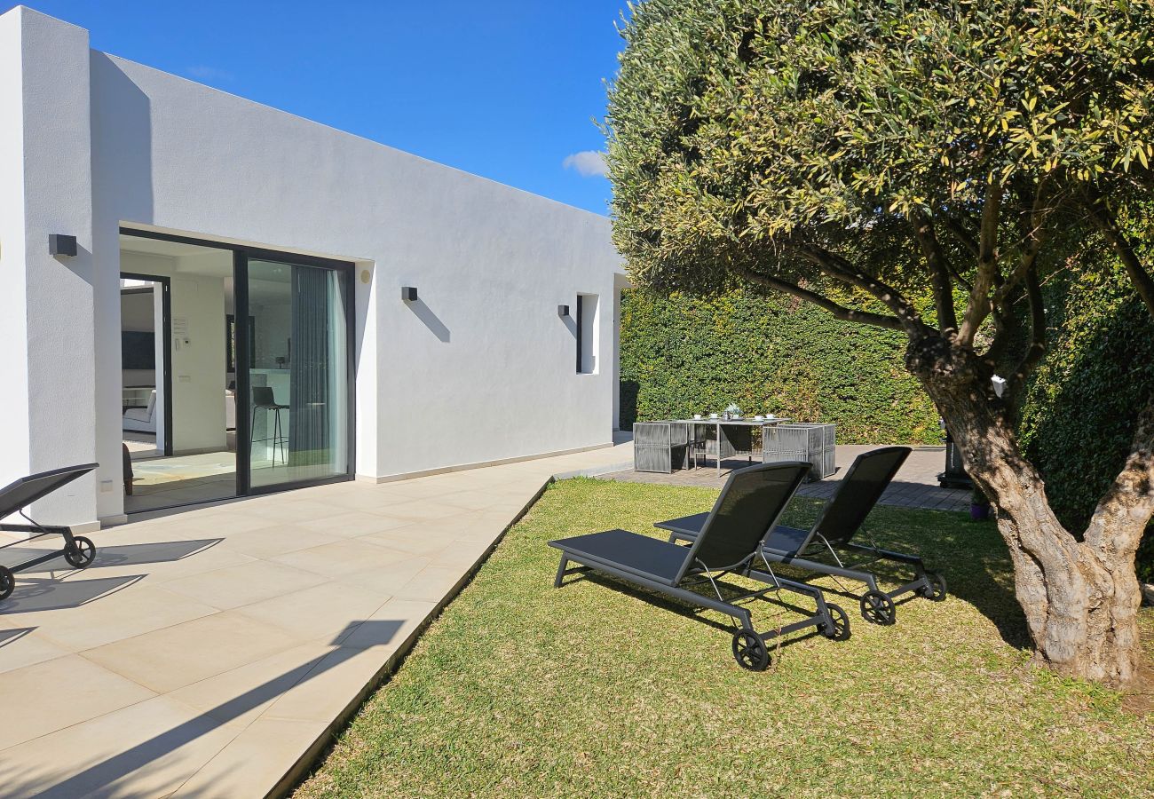 Villa en Mijas Costa - Villa moderna de 3 dormitorios con piscina privada cerca de La Cala
