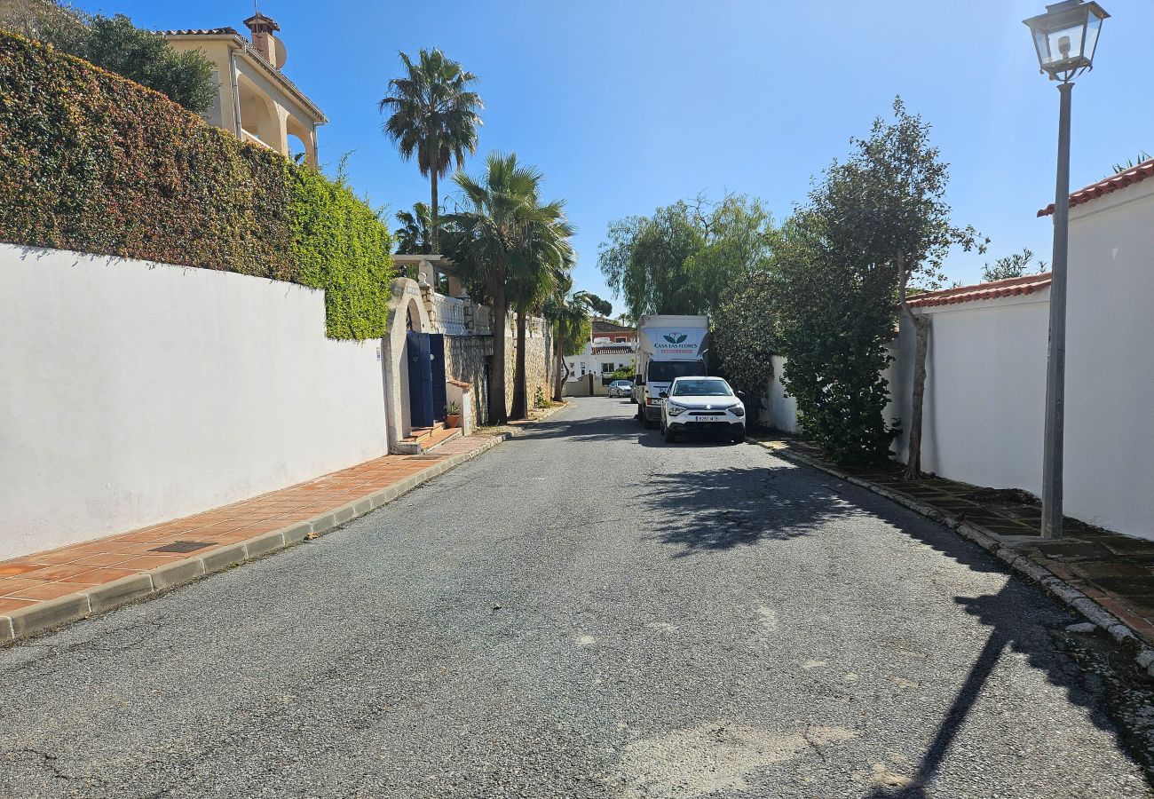 Villa en Mijas Costa - Villa moderna de 3 dormitorios con piscina privada cerca de La Cala