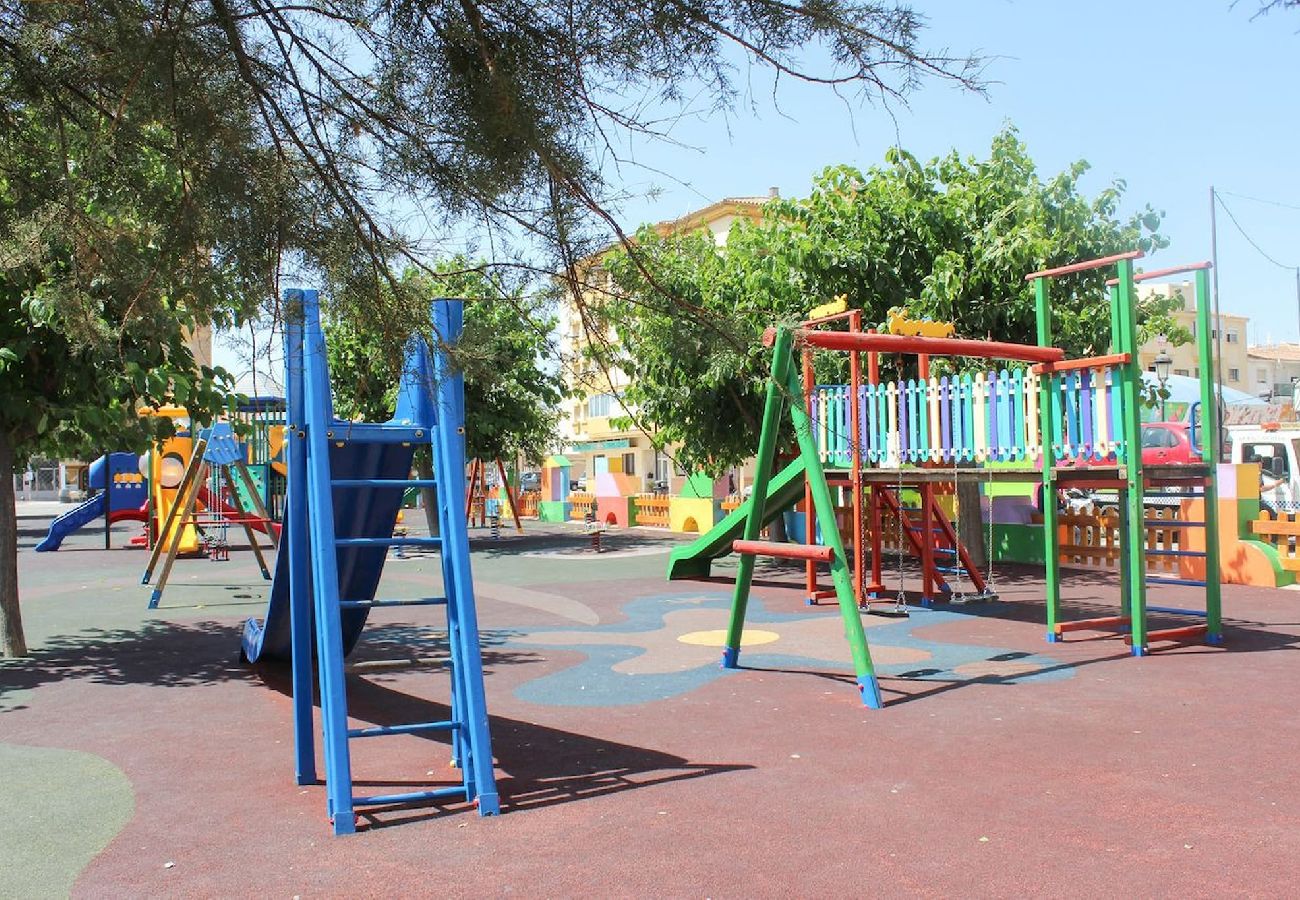 Apartamento en San Luis de Sabanillas - Ático con amplia azotea soleada