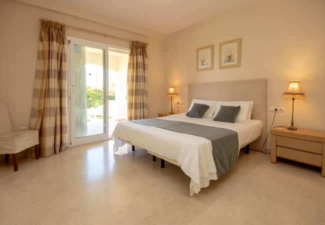 Apartamento en Marbella - Apartamento de lujo en planta baja, Ocean Pino Golf, Cabopino Apartamento en Marbella - Apartamento de lujo en planta baja, Ocean Pino Golf, Cabopino