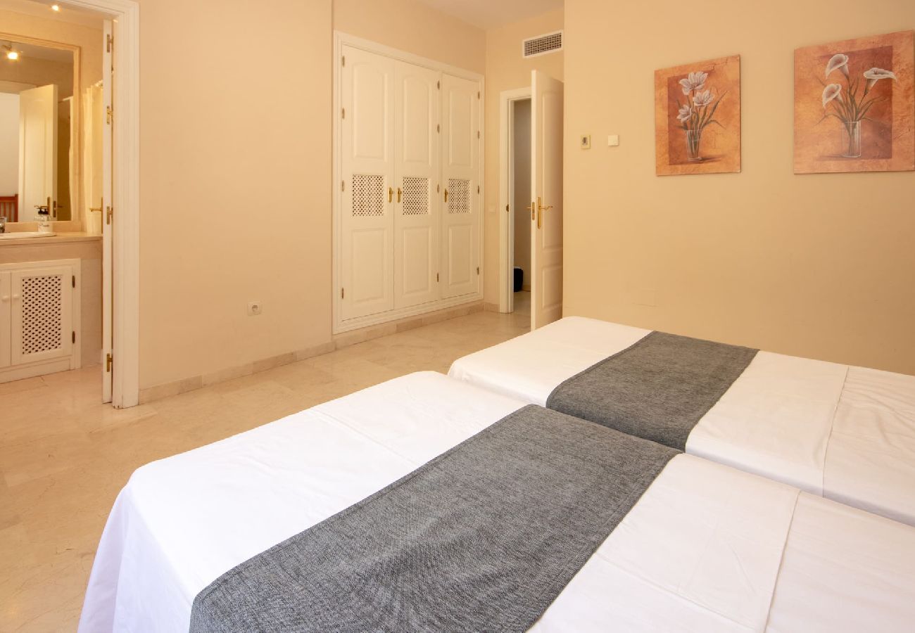 Apartamento en Marbella - Apartamento de lujo en planta baja, Ocean Pino Golf, Cabopino