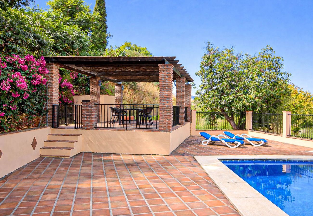 Villa en Coín - Villa vacacional con piscina y fantásticas vistas, Coin