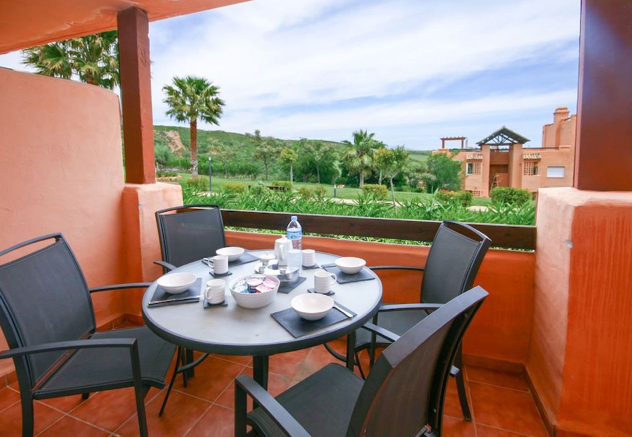 Apartamento en Casares - Apartamento de 2 habitaciones en Casares del Sol Estepona