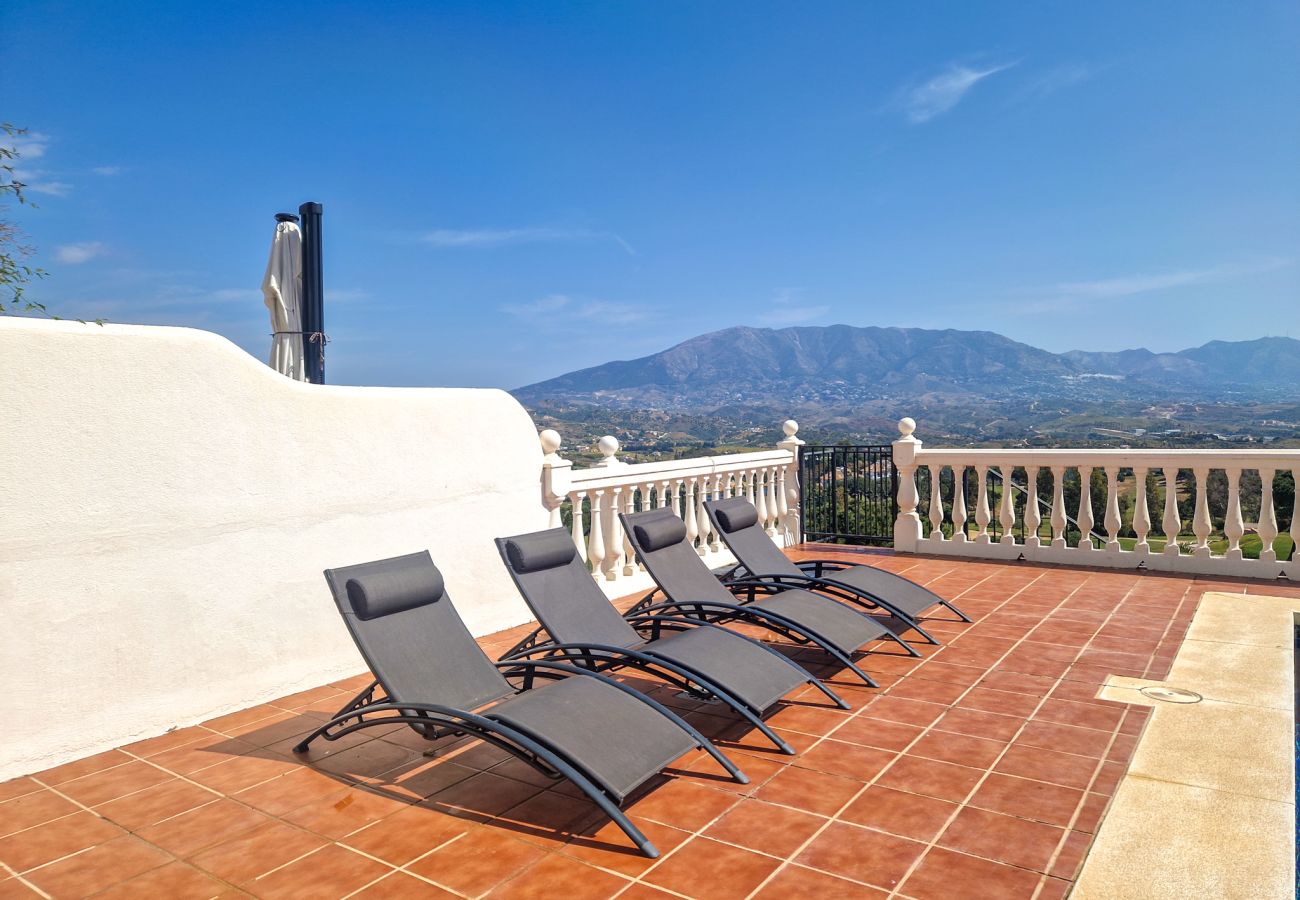 Villa en La Cala de Mijas - Villa con piscina privada cerca de La Cala Golf Resort
