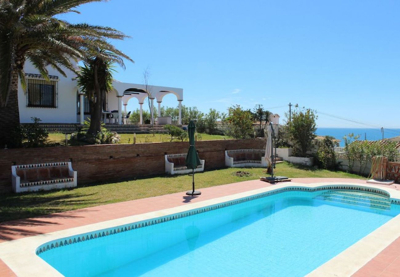 Villa en Mijas Costa - Magnífica villa de vacaciones cerca del mar cerca de La Cala