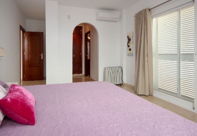 Villa en Mijas Costa - Villa de 5 dormitorios en Riviera del Sol Villa en Mijas Costa - Villa de 5 dormitorios en Riviera del Sol