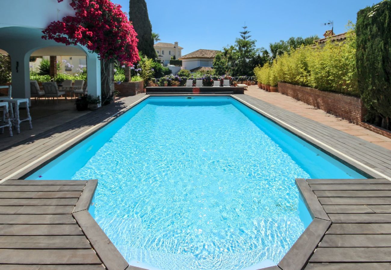 Villa en Mijas Costa - Villa de 5 dormitorios en Riviera del Sol