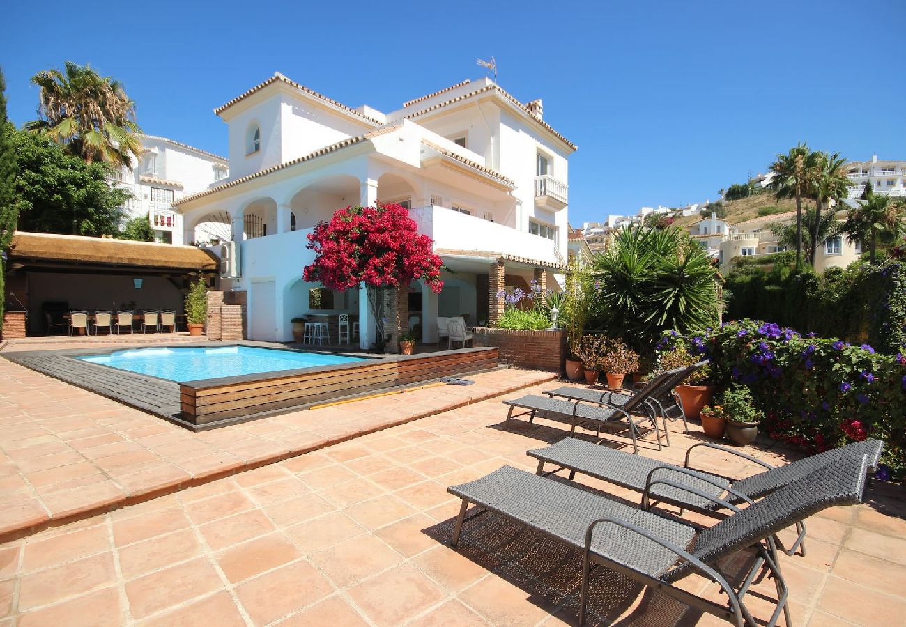 Villa en Mijas Costa - Villa de 5 dormitorios en Riviera del Sol