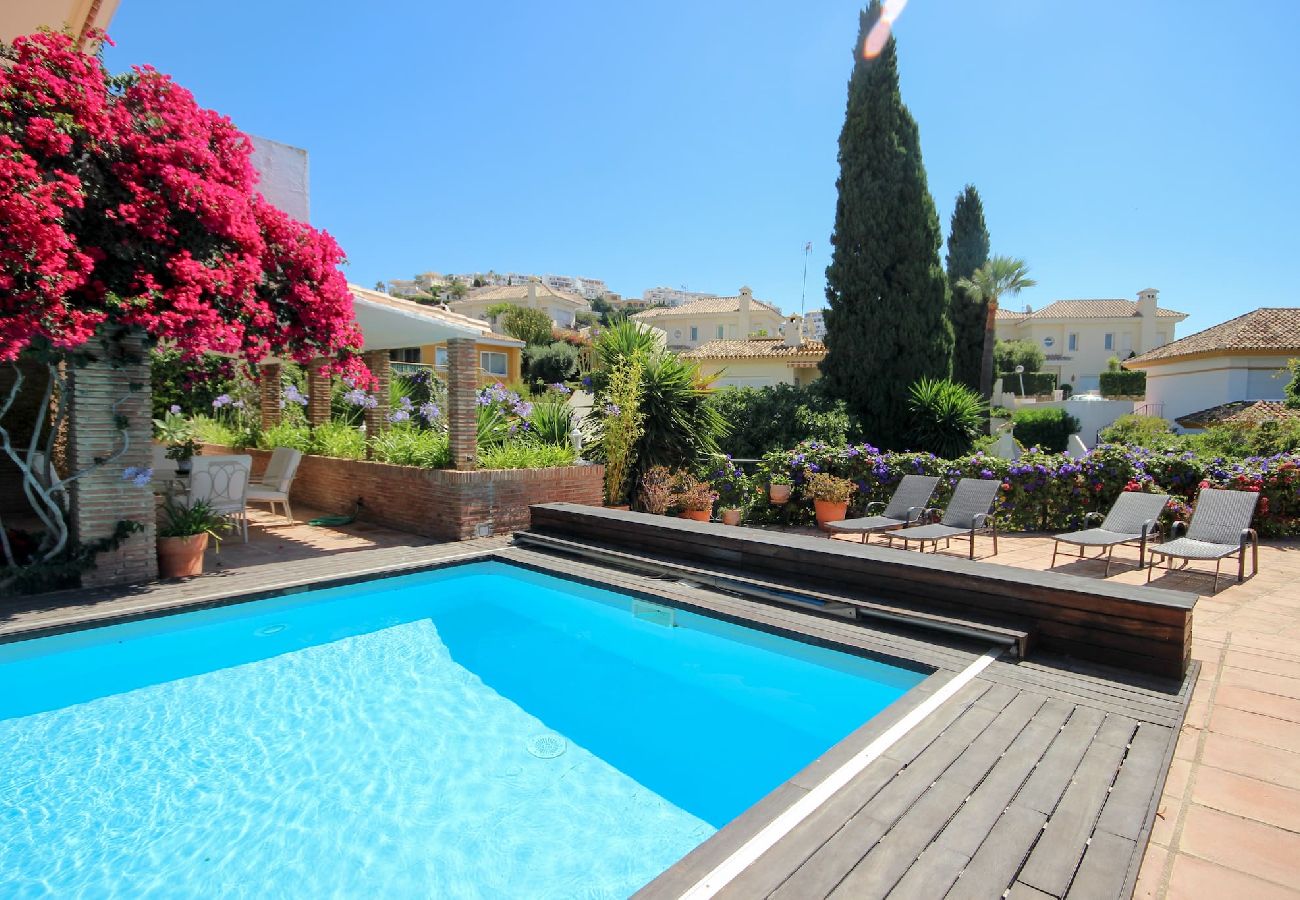 Villa en Mijas Costa - Villa de 5 dormitorios en Riviera del Sol