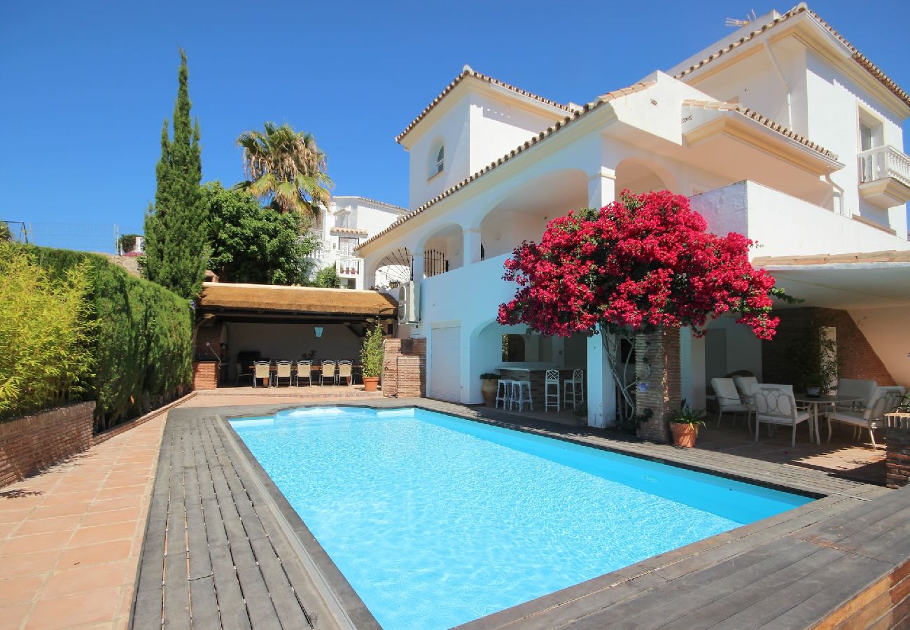 Villa en Mijas Costa - Villa de 5 dormitorios en Riviera del Sol