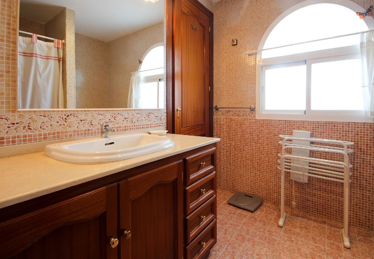 Villa en Mijas Costa - Villa de 5 dormitorios en Riviera del Sol