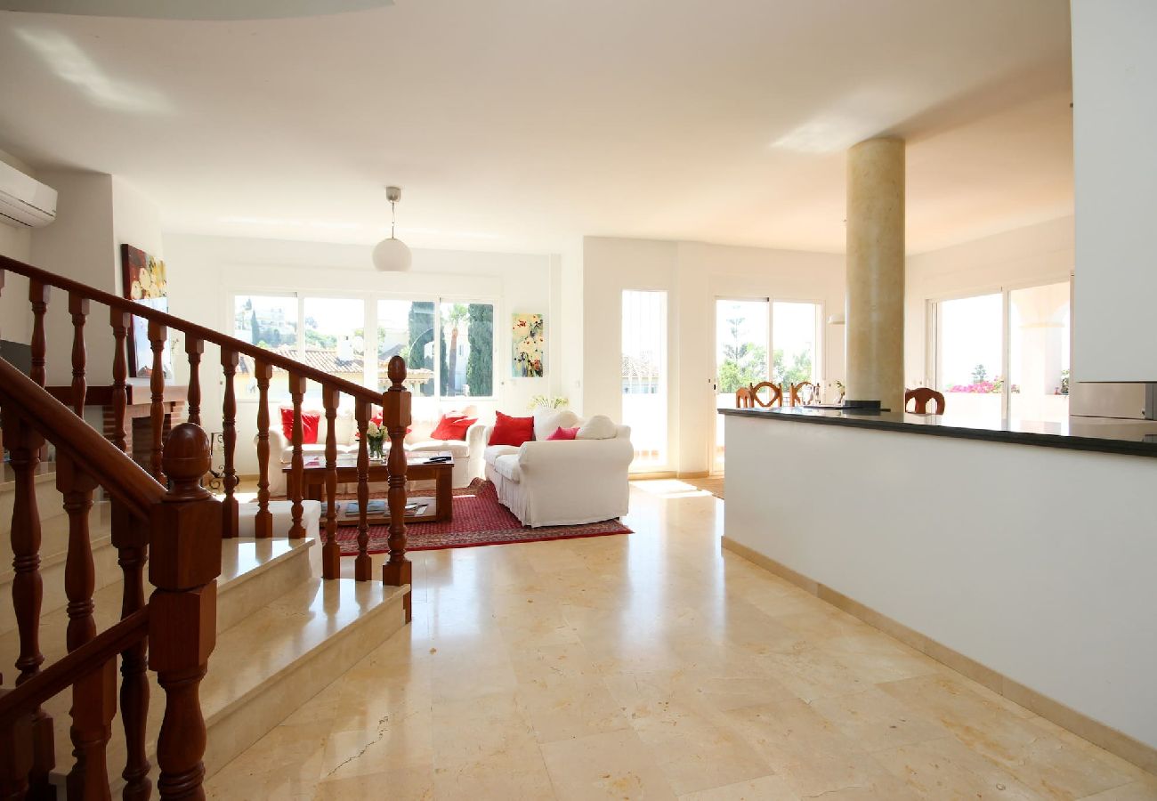 Villa en Mijas Costa - Villa de 5 dormitorios en Riviera del Sol