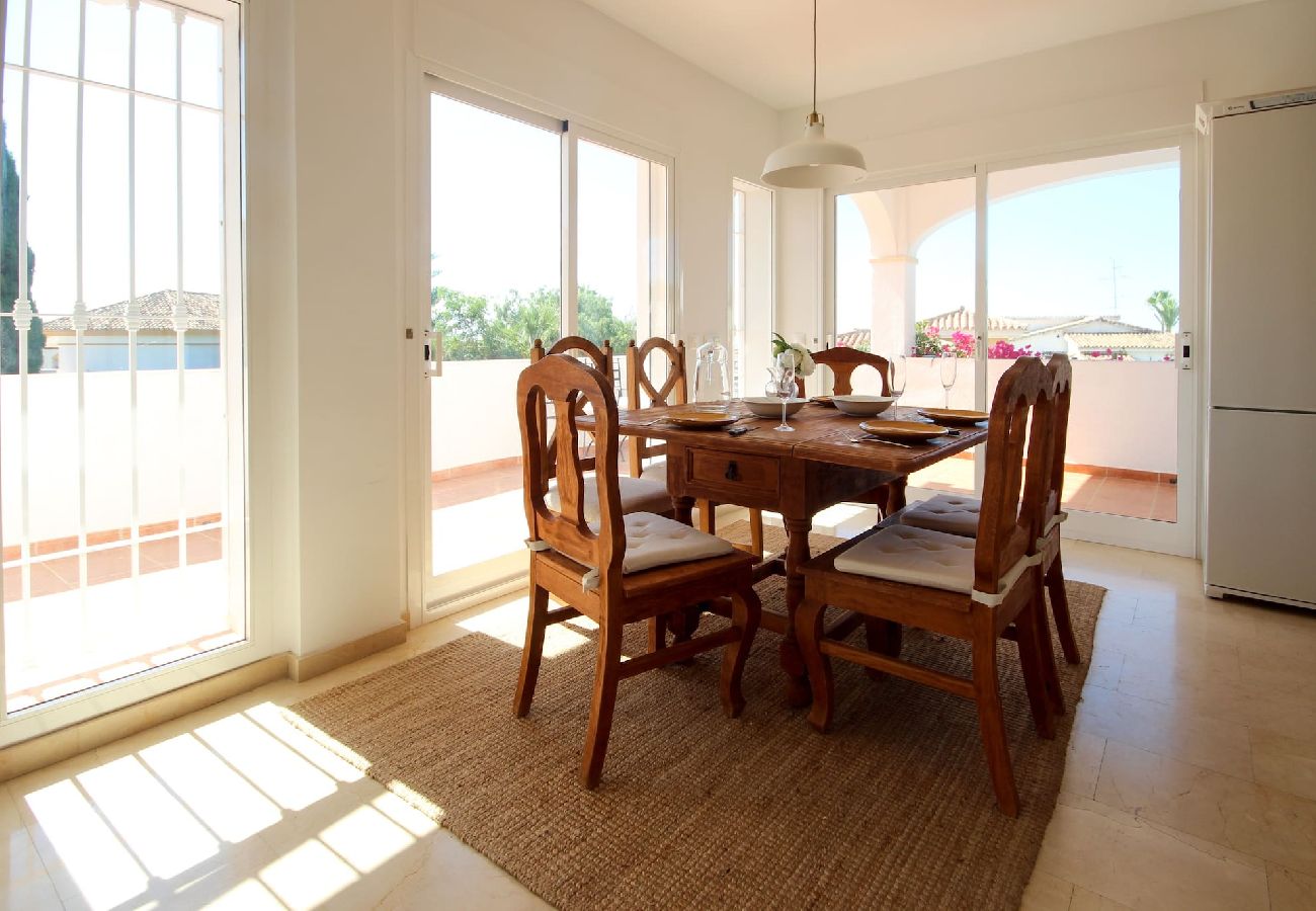 Villa en Mijas Costa - Villa de 5 dormitorios en Riviera del Sol