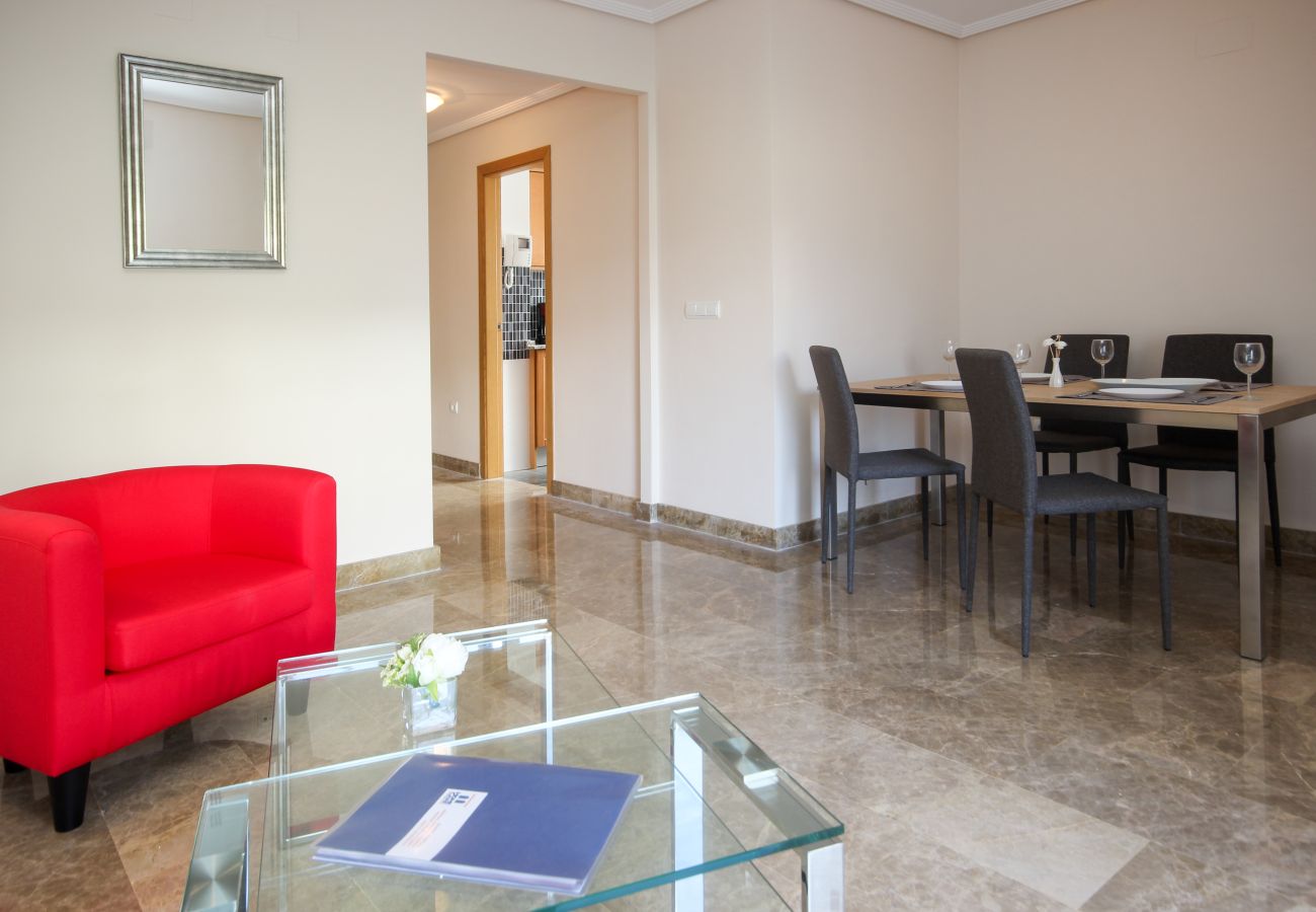 Apartamento en Estepona - Modern Apartment in Golf Complex WiFi and Parking 