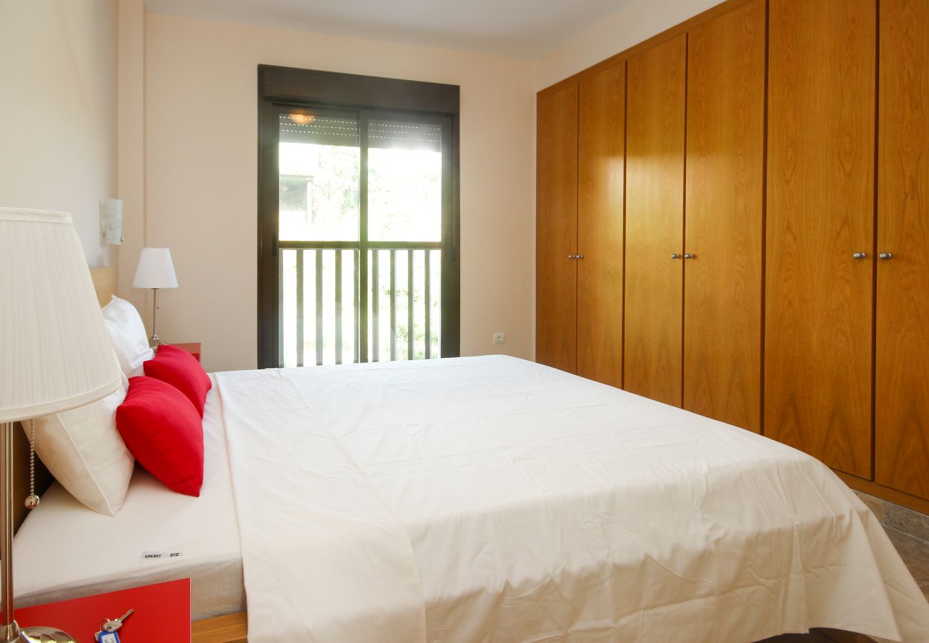 Apartamento en Estepona - Modern Apartment in Golf Complex WiFi and Parking 