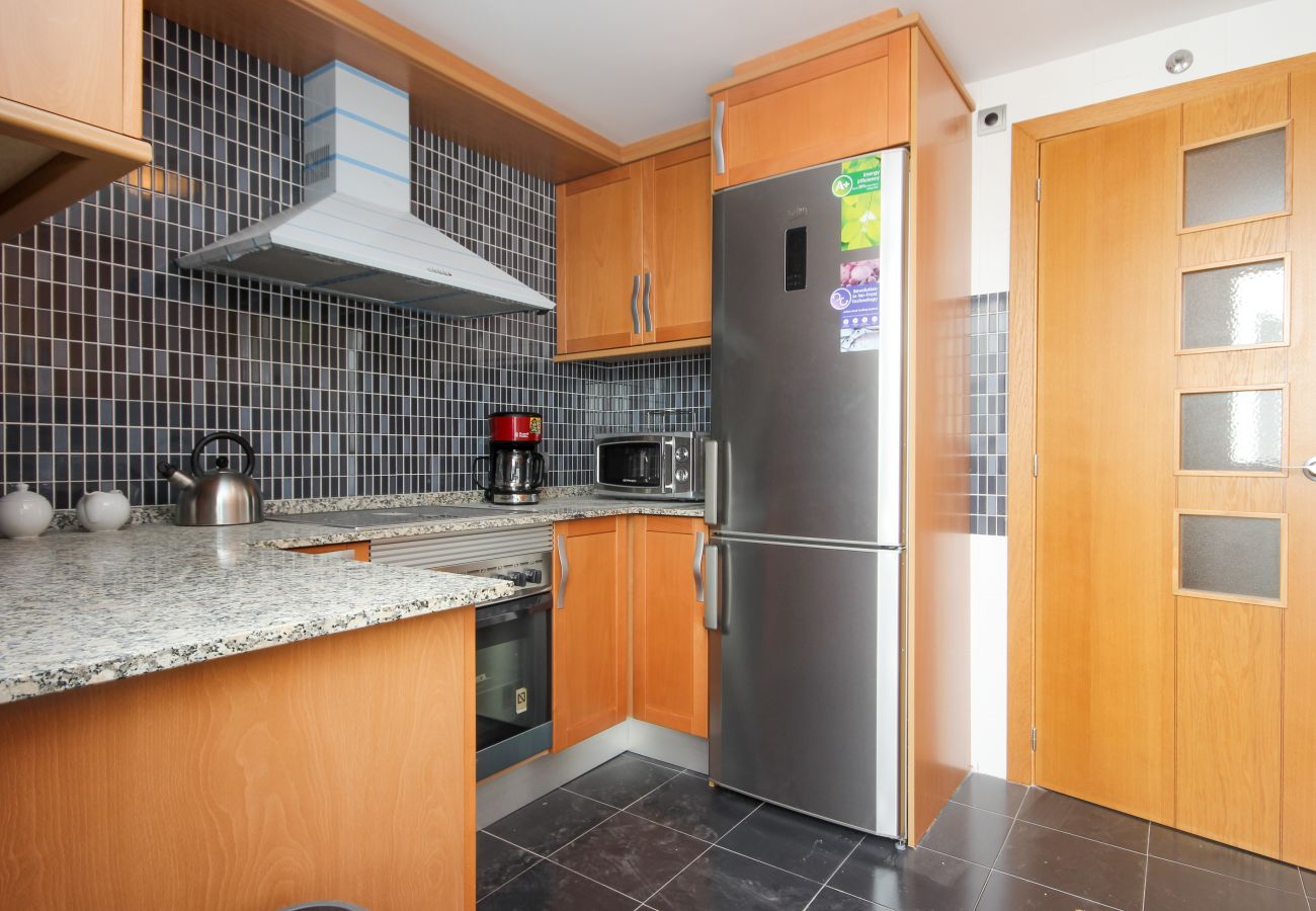 Apartamento en Estepona - Modern Apartment in Golf Complex WiFi and Parking 