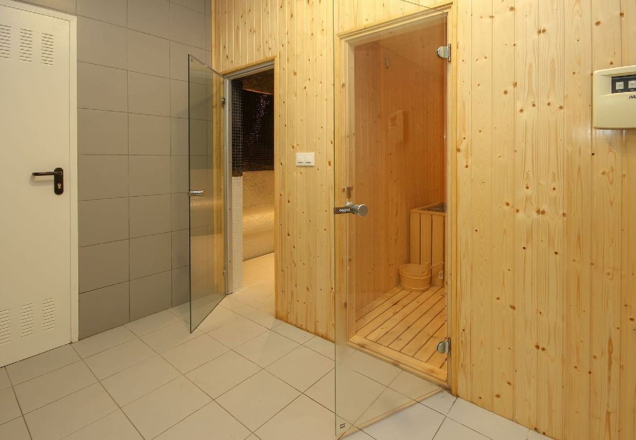 Apartamento en Mijas Costa - Ático con jacuzzi privado y piscina privada