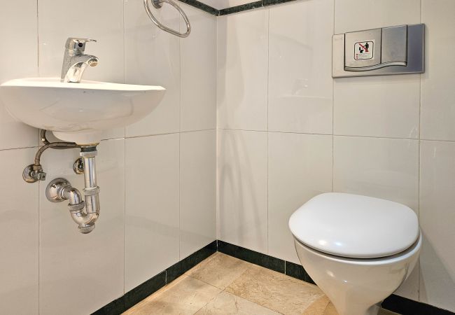 Apartamento en Mijas Costa - Apartamento de dos dormitorios en Calahonda con vistas al mar Apartamento en Mijas Costa - Apartamento de dos dormitorios en Calahonda con vistas al mar