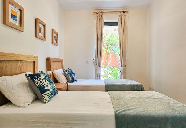 Apartamento en Mijas Costa - Apartamento de dos dormitorios en Calahonda con vistas al mar Apartamento en Mijas Costa - Apartamento de dos dormitorios en Calahonda con vistas al mar